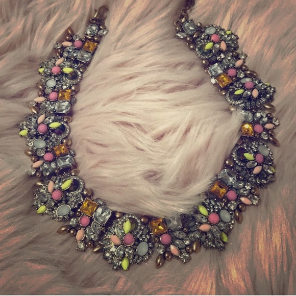 Beautiful glam Statement necklace - Picture 1 of 3